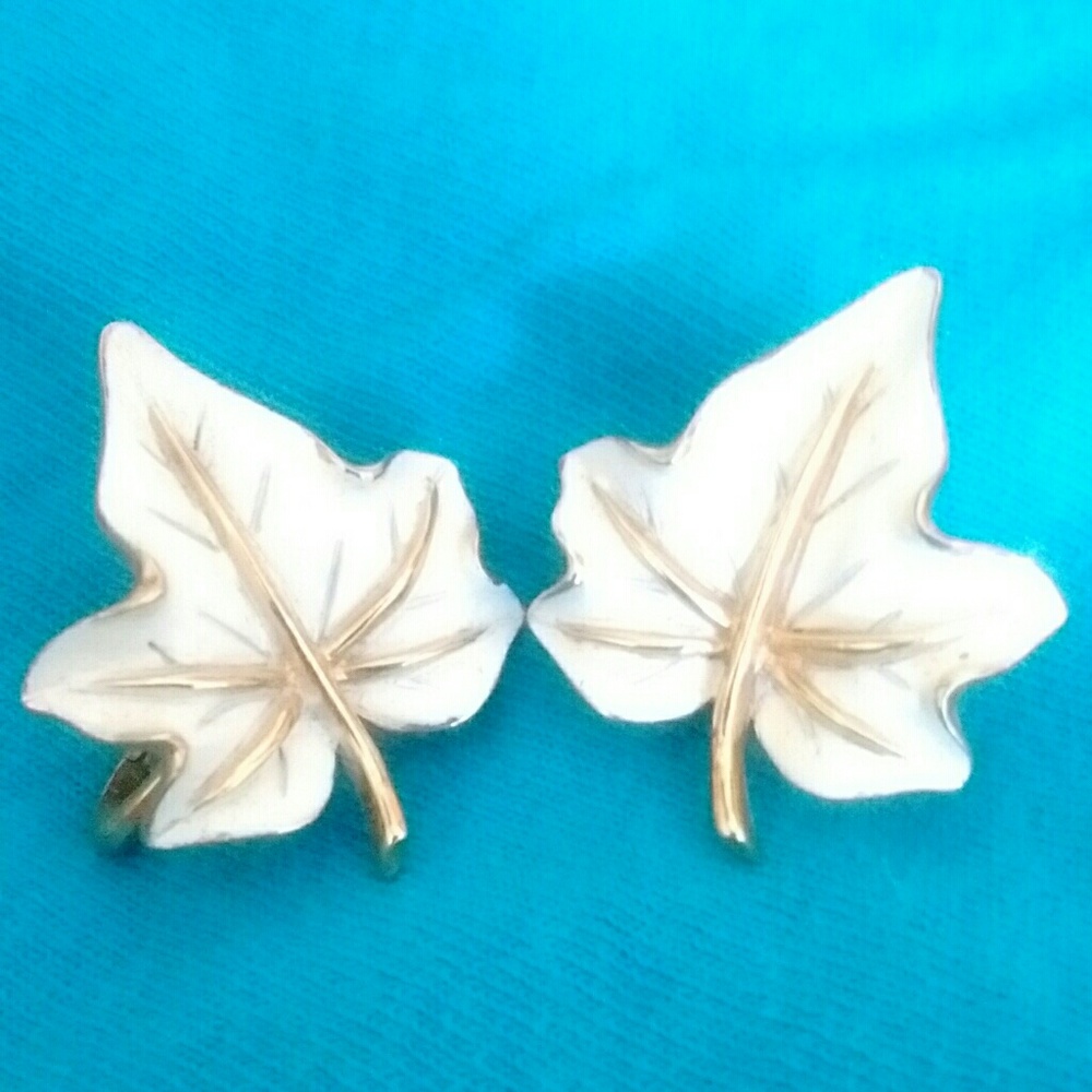 Vintage earrings, clip on